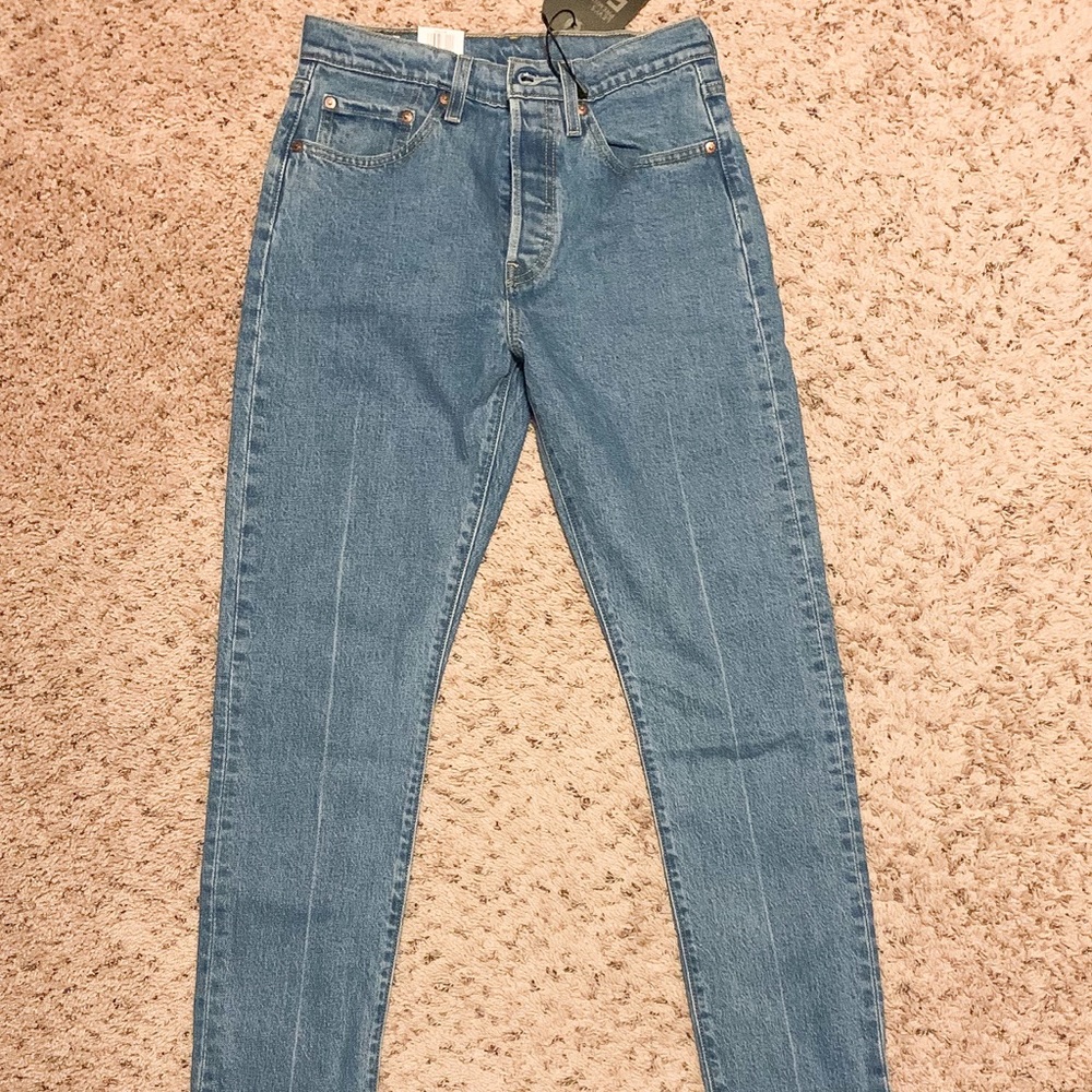 LEVIS 501® Stretch Skinny Women's Jeans
27W X 30L